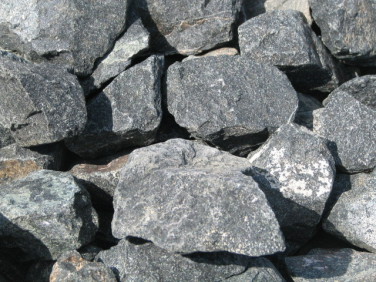 Basalt Gabionensteine