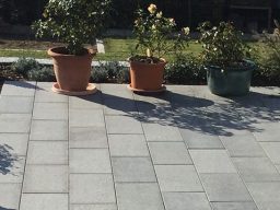 Granit Terrassenplatten dunkel
